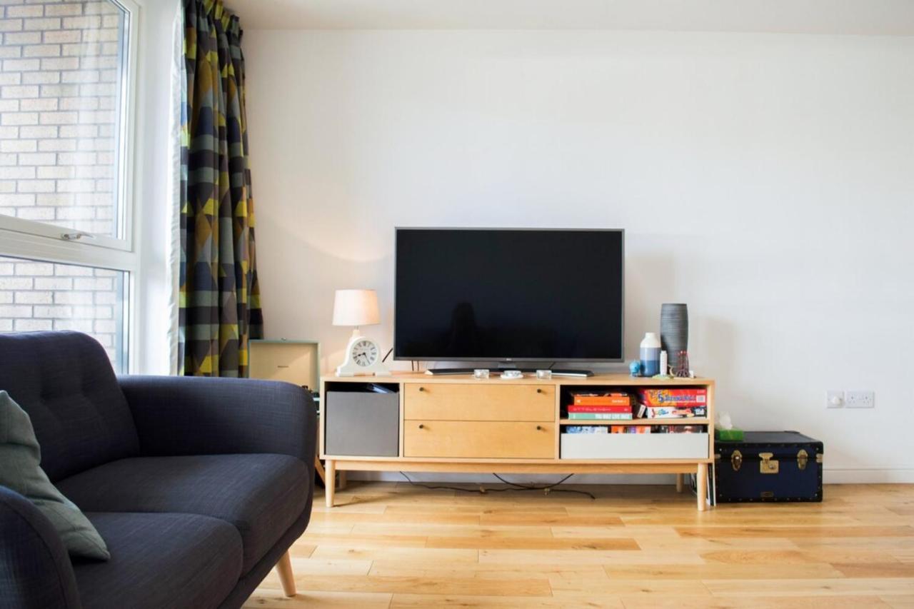 אדינבורו Modern Home By Leith Walk מראה חיצוני תמונה